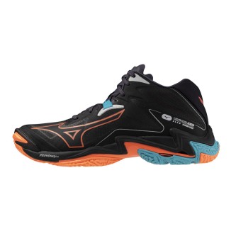 A Tutto Campo - MIZUNO WAVE LIGHTNING Z8 MID Black/Neon Flame/Peacock Blue V1GA240506