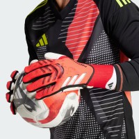 A tutto Campo - ADIDAS PREDATOR PRO Lucid Red / Black / Pure Ruby